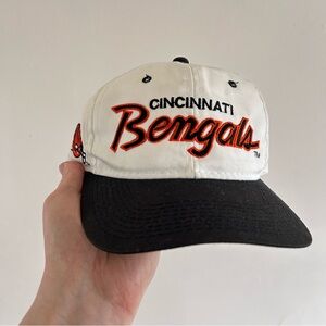 Vintage 90’s Cincinnati Bengals White & Black Script Baseball Cap NFL
